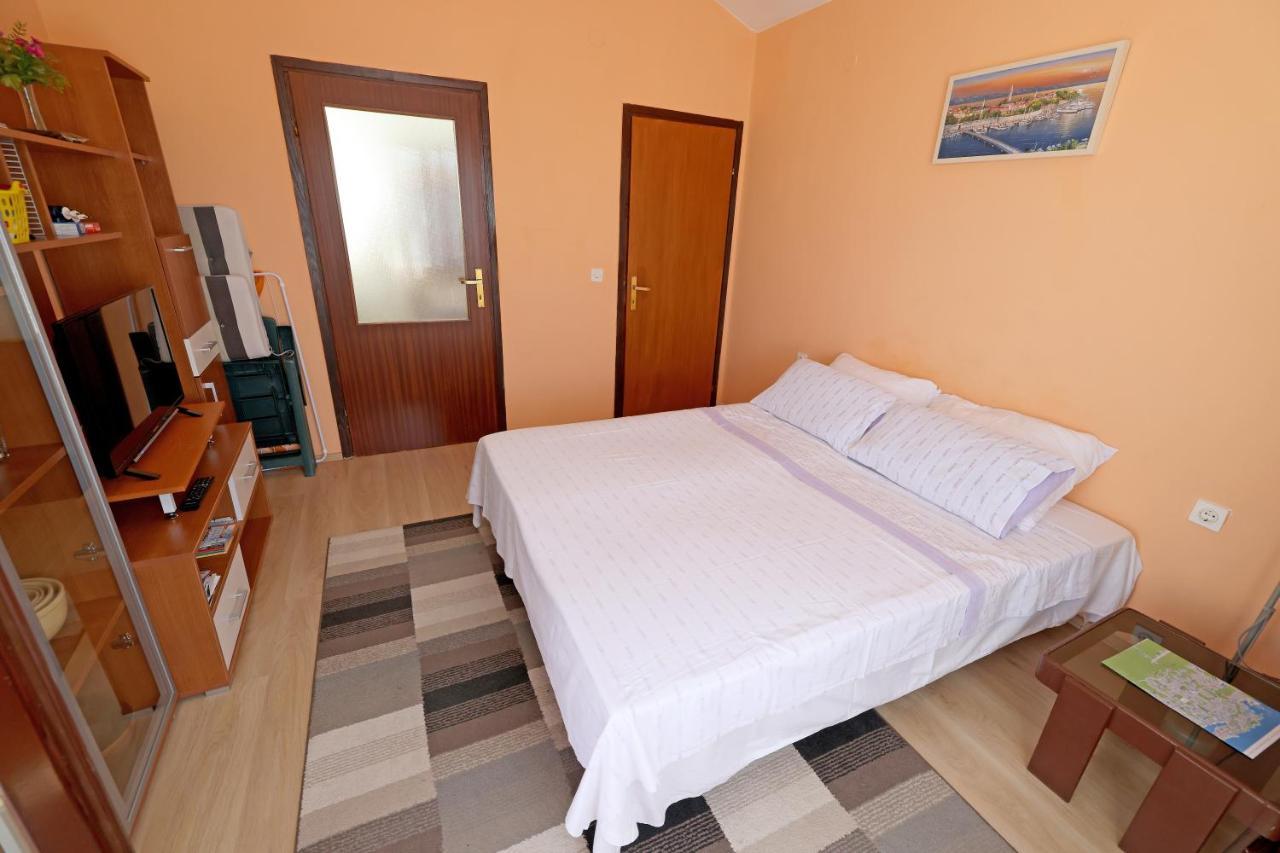 Nera Apartment Zadar Exterior photo